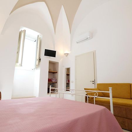 La Casetta Di Iaia - Tricase Buitenkant foto