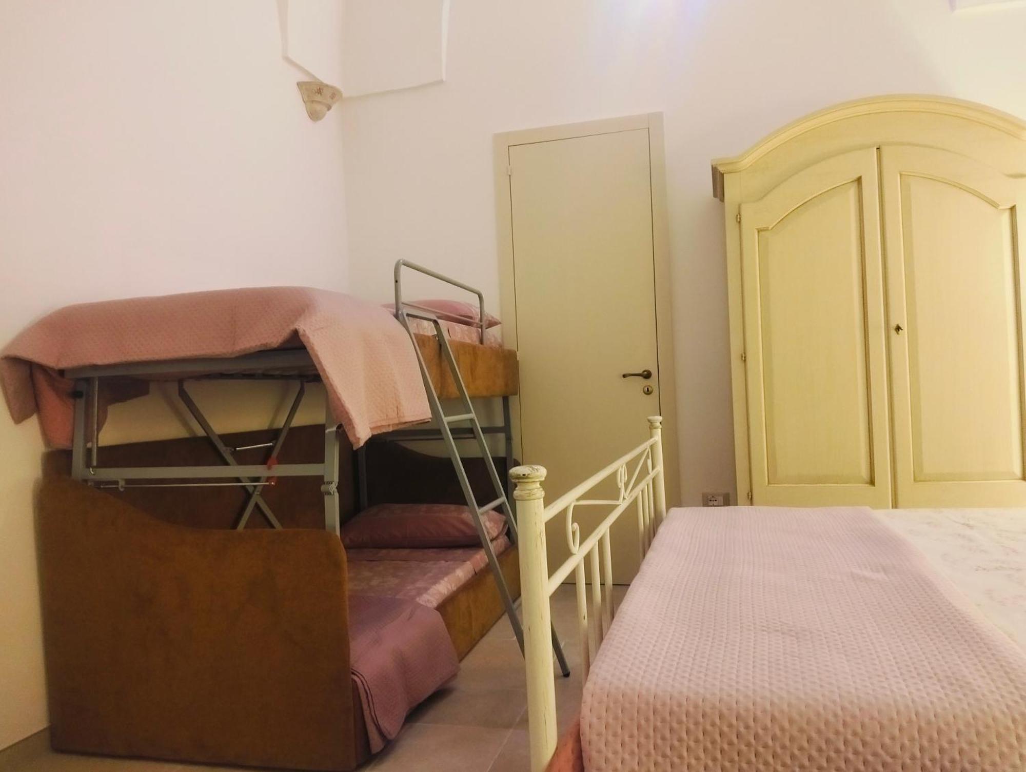 La Casetta Di Iaia - Tricase Buitenkant foto